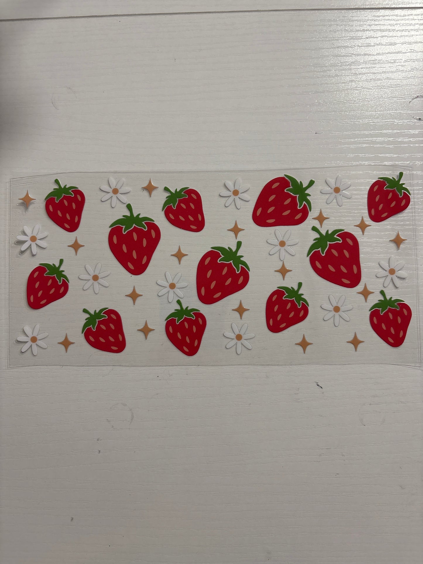 Strawberry daisies