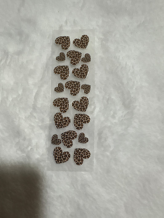 PEN- Cheetah Print Hearts